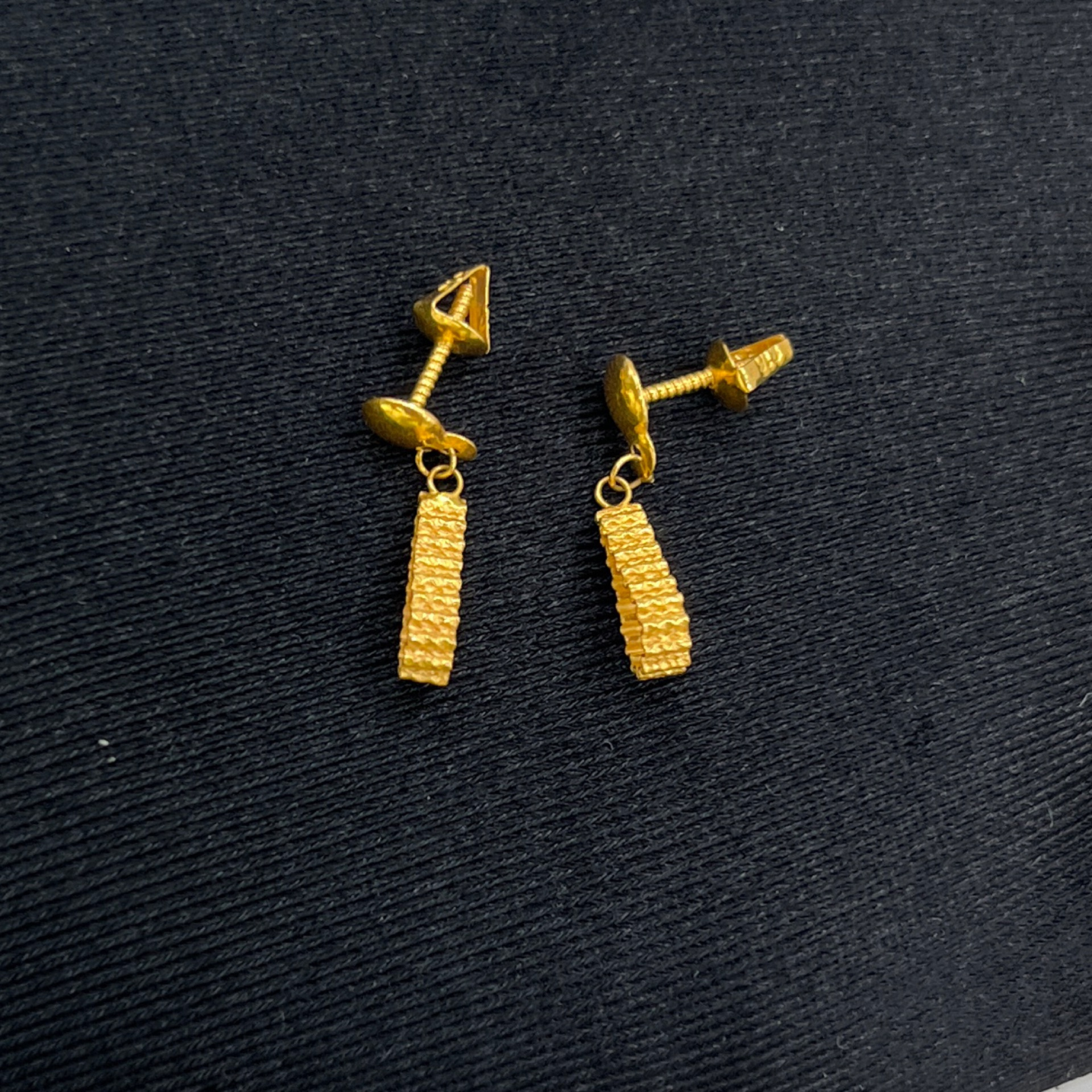 Vidalı Sallantılı Altın Çocuk Küpesi 22 Ayar 1.04gr - 09CK019 - Fotoğraf 4