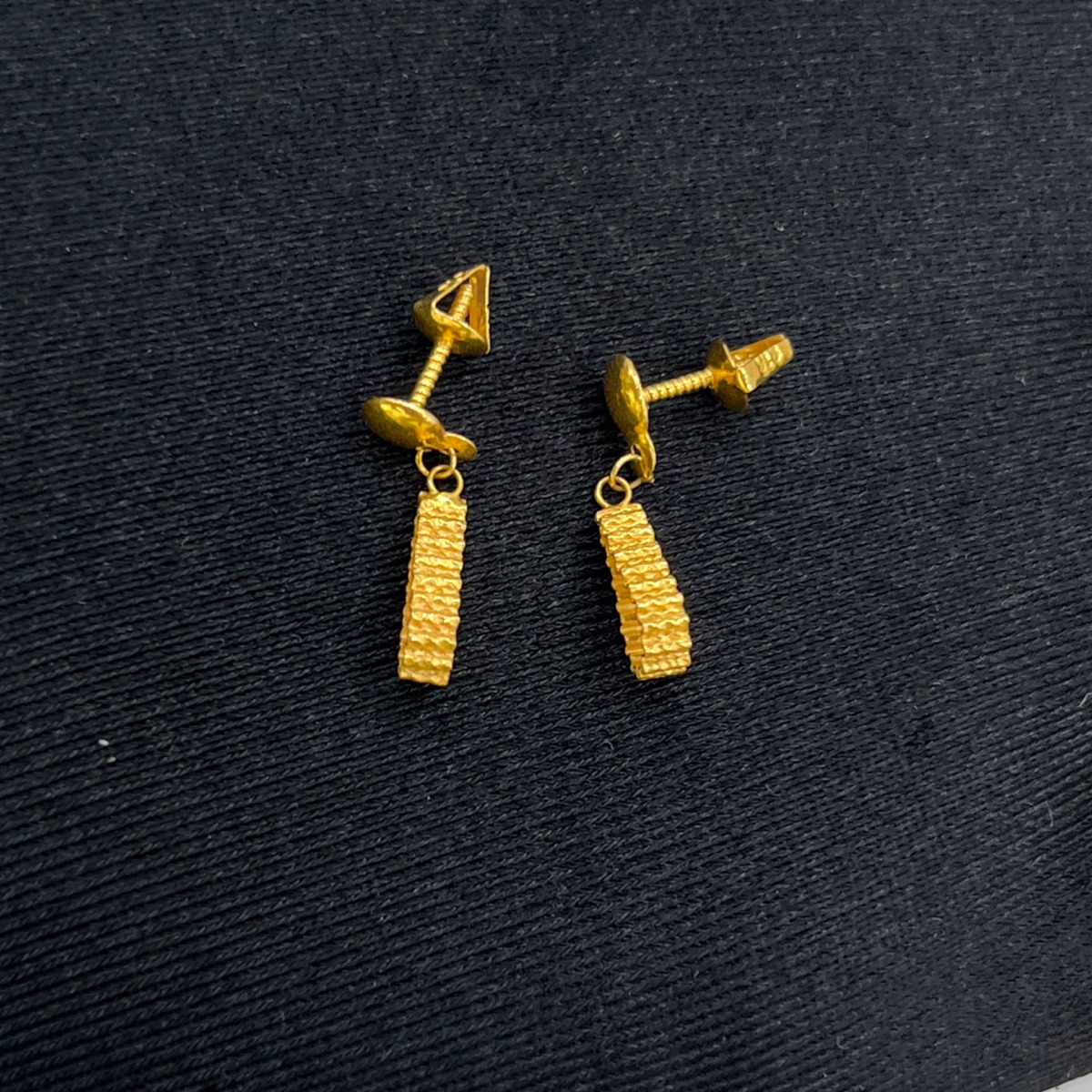 Vidalı Sallantılı Altın Çocuk Küpesi 22 Ayar 1.04gr - 09CK019 - Fotoğraf 4