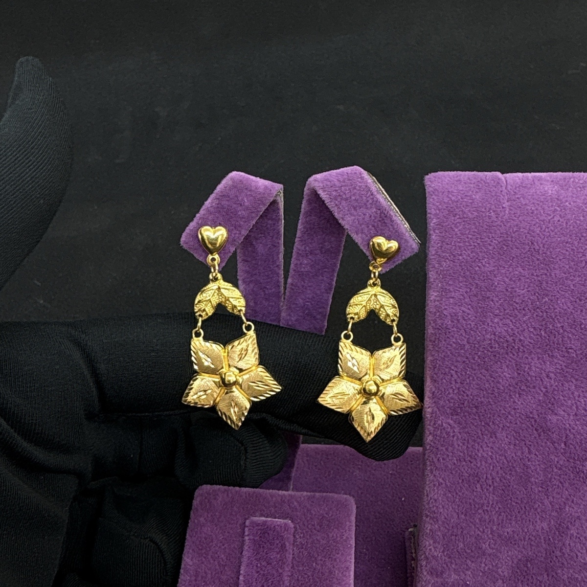 22 Ayar Altın Çiçek Küpe Özel Tasarım 3.14gr Kadın - K000739 - Fotoğraf 2