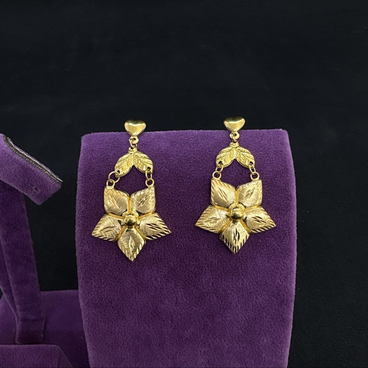 22 Ayar Altın Çiçek Küpe Özel Tasarım 3.14gr Kadın - K000739 - Fotoğraf 3