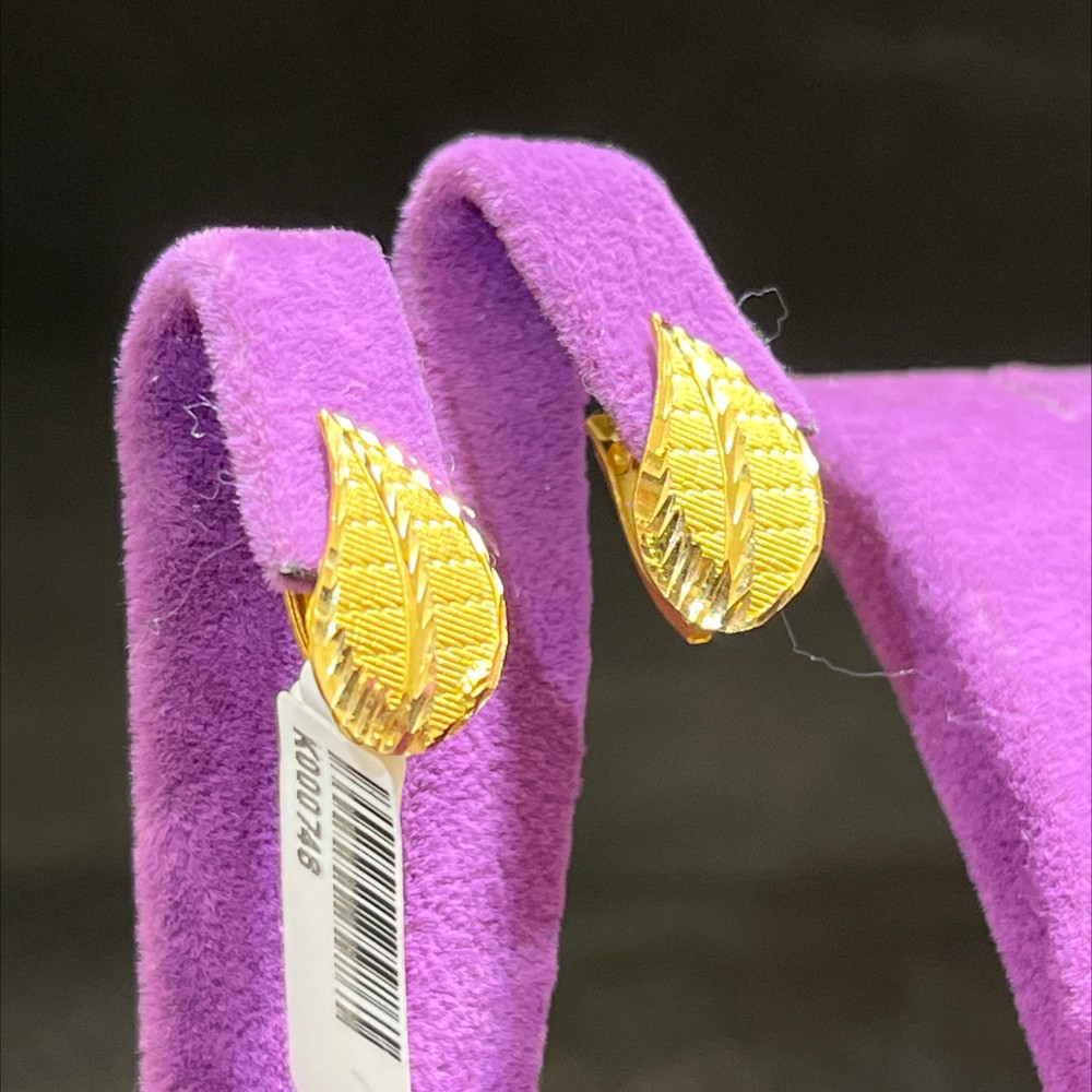 22 Ayar Altın Küpe Yaprak Model 2.81gr - K000748