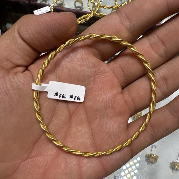 22 Ayar Altın Bilezik Kıvrık El İşi 19.20gr Kadın - BZ00657 - Fotoğraf 1