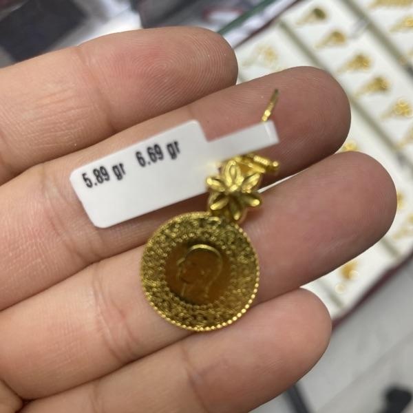 22 Ayar Altın Küpe Çeyrekli Modern Tasarım 5.89gr Kadın - K000757 - Fotoğraf 1