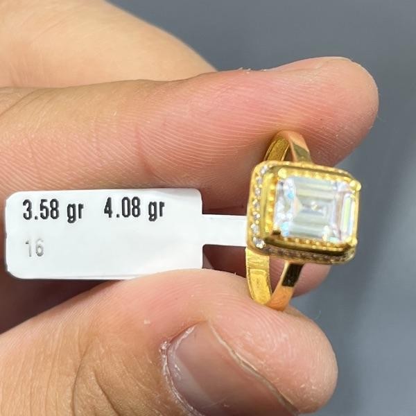 22 Ayar Altın Taslı Yüzük Modern 3.58gr 16 Numara Kadın - T000180