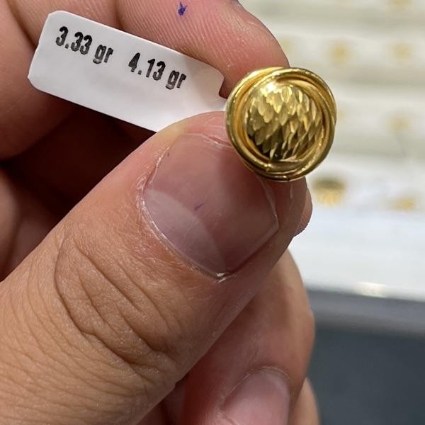 "Vidalı 22 Ayar Altın Küpe 4.13gr" - K000759