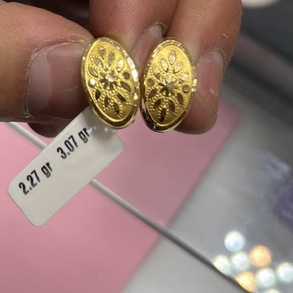 Çiçekli Tasarım 22 Ayar Altın Küpe 3.07gr Standart - K000787