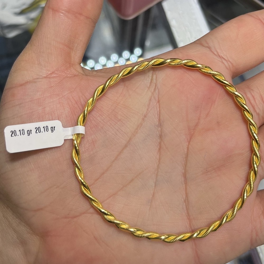 Kıvrım Model 22 Ayar Altın Bilezik 20.1gr - BZ00768