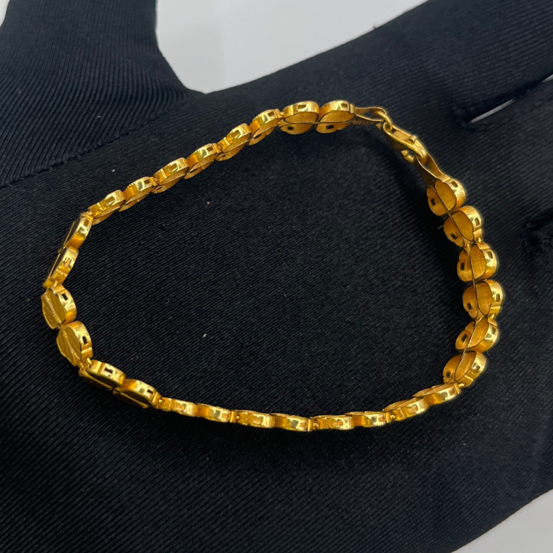 Sıralı Yonca Altın Bileklik 22 Ayar 17.47gr - B000754 - Fotoğraf 4