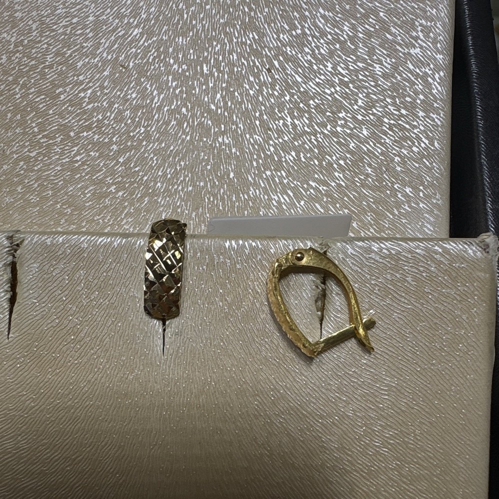 22 Ayar Altın Küpe Modern Tasarım 2.01gr Kadın - K00851