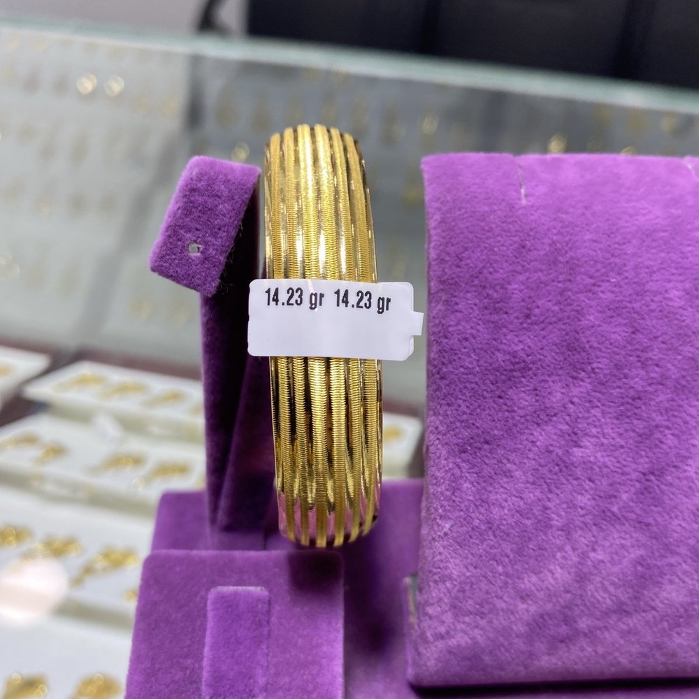 22 Ayar Altın Bilezik Zahit Geyik Çizgili Tasarım 14.23gr Kadın - BZ01049