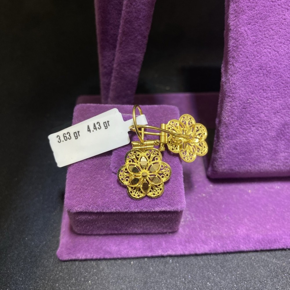 22 Ayar Altın Küpe Gül Tasarım 3.63gr Kadın - K00885