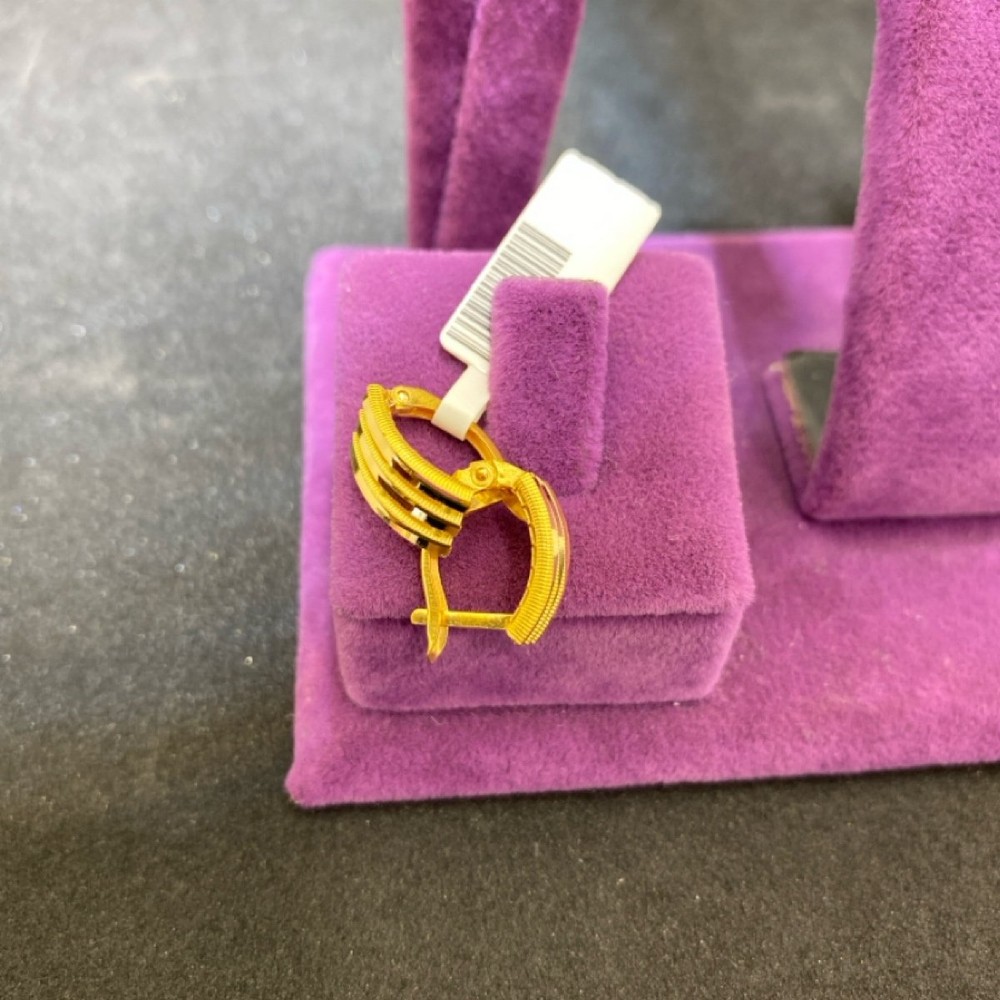 22 Ayar Altın Küpe Kaburga Modern Tasarım 2.69gr Kadın - K00916