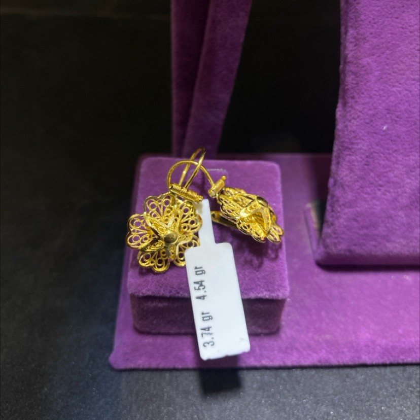 22 Ayar Altın Küpe Gül Tasarım 3.74gr Kadın - K00952