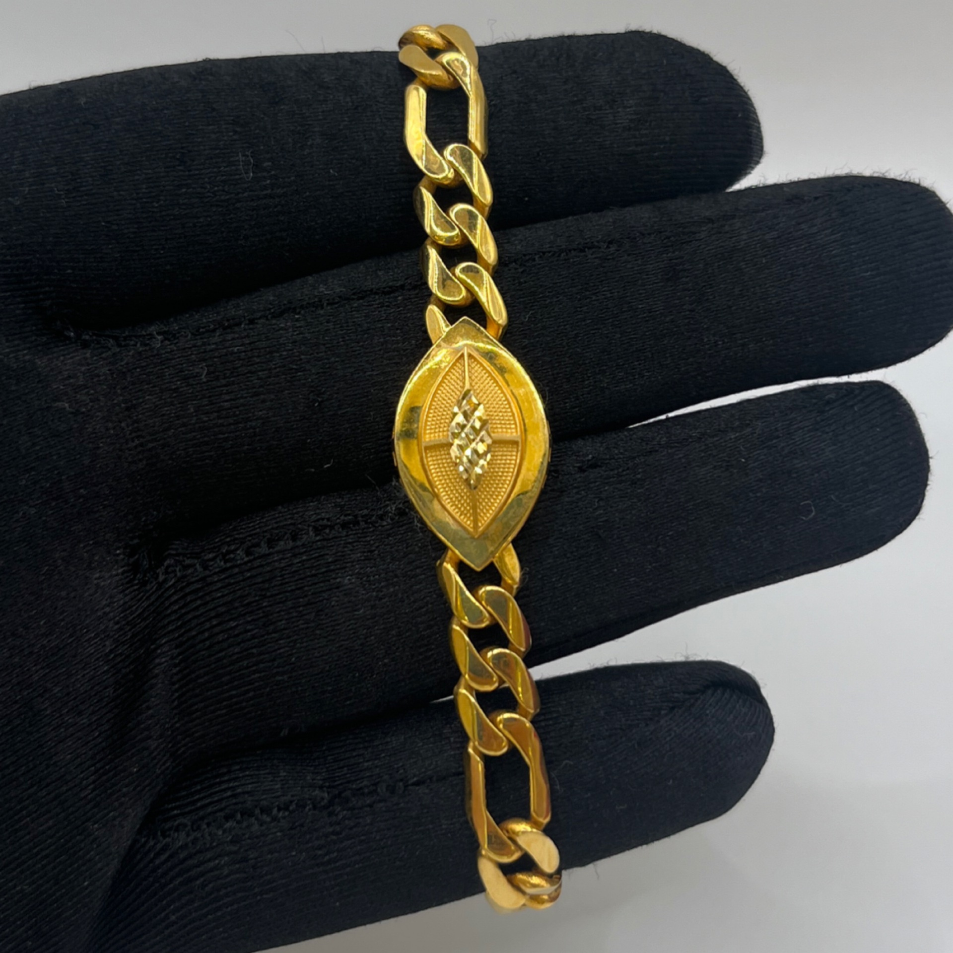 Gurmet Tarzı Altın Bileklik 22 Ayar 10.90gr 18 CM - B00962 - Fotoğraf 1