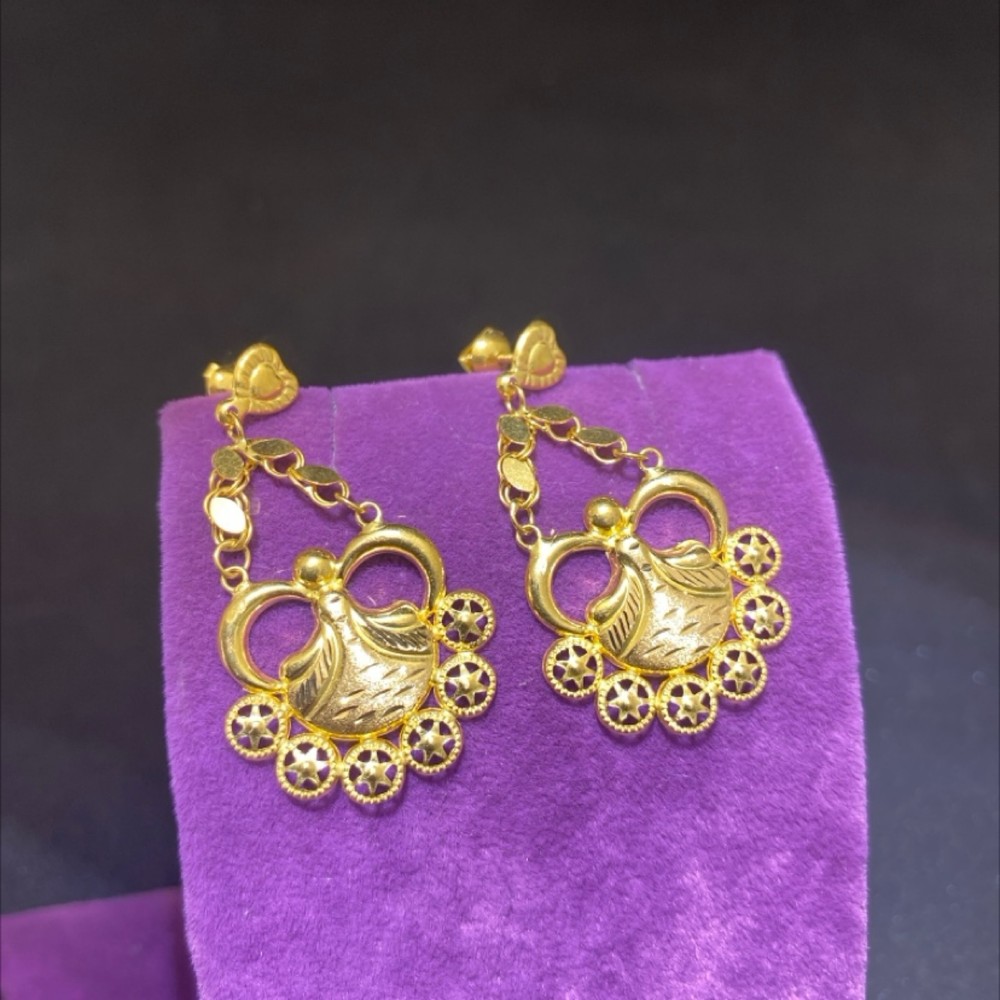 22 Ayar Altın Küpe Modern Tasarım 3.98gr Kadın - K00978