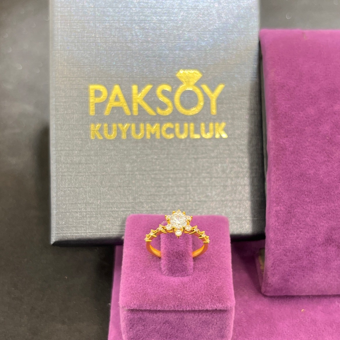 22 Ayar Altın Yüzük Lotus Tektaş Özel Tasarım 2.65gr 11 Numara Kadın Paksoy Kuyumculuk - T00261 - Fotoğraf 2