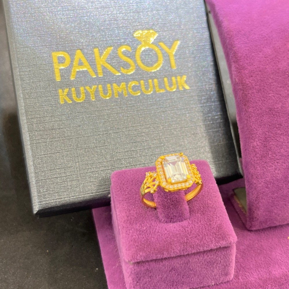 22 Ayar Altın Taşlı Yüzük Baget Model 3.46gr 16 Numara Kadın Hediye Paksoy - T00264