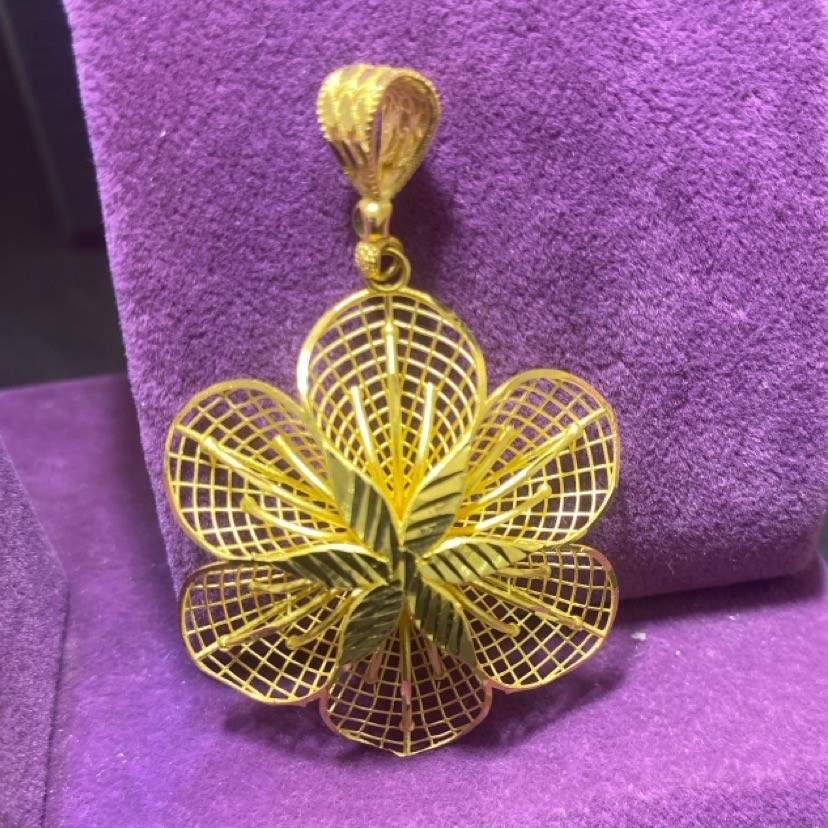 14 Ayar Altın Kolye Fizyon Çiçekli 8.98gr - Z00070