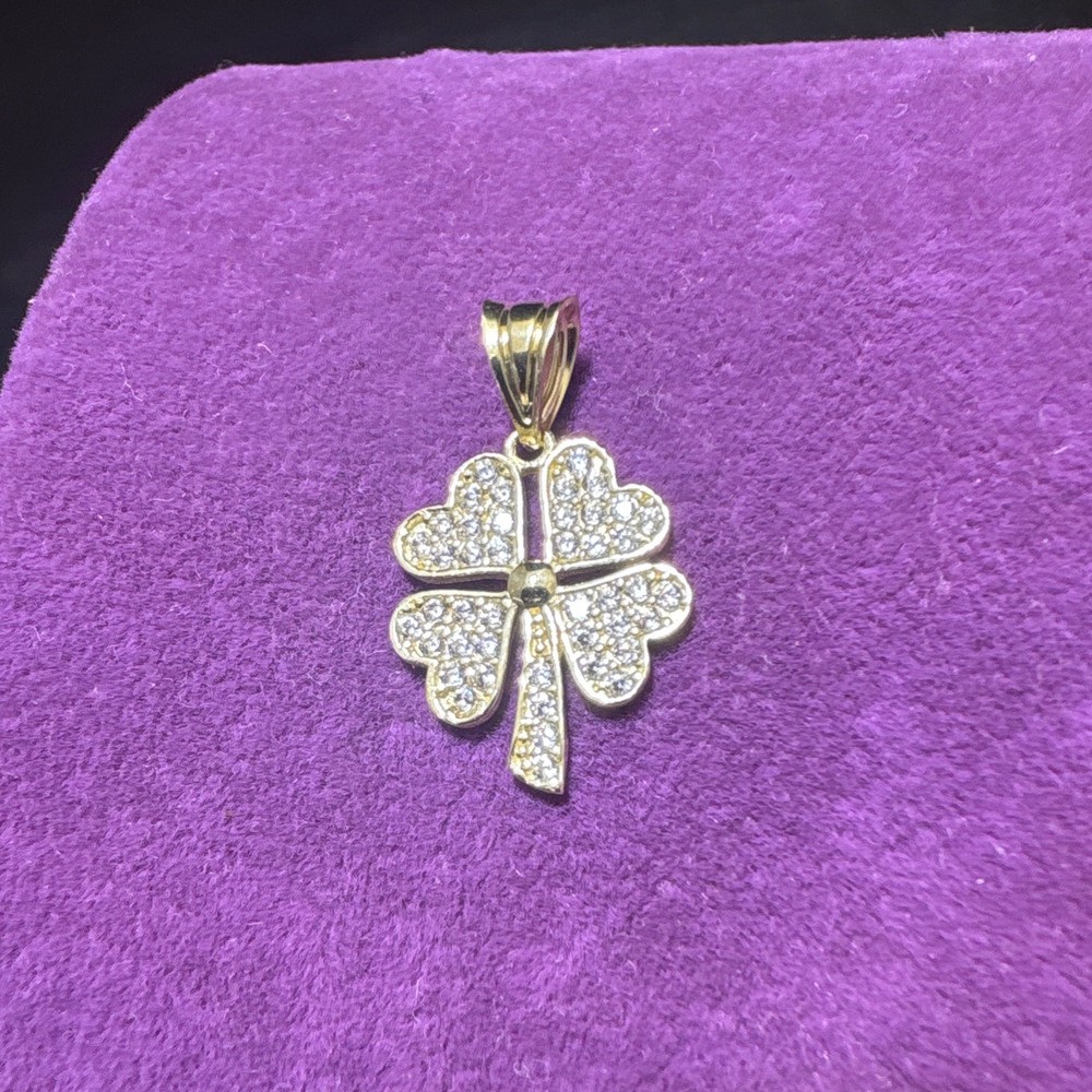 14 Ayar Altın Kolye Yonca Taşlı 0.99gr - Z00090