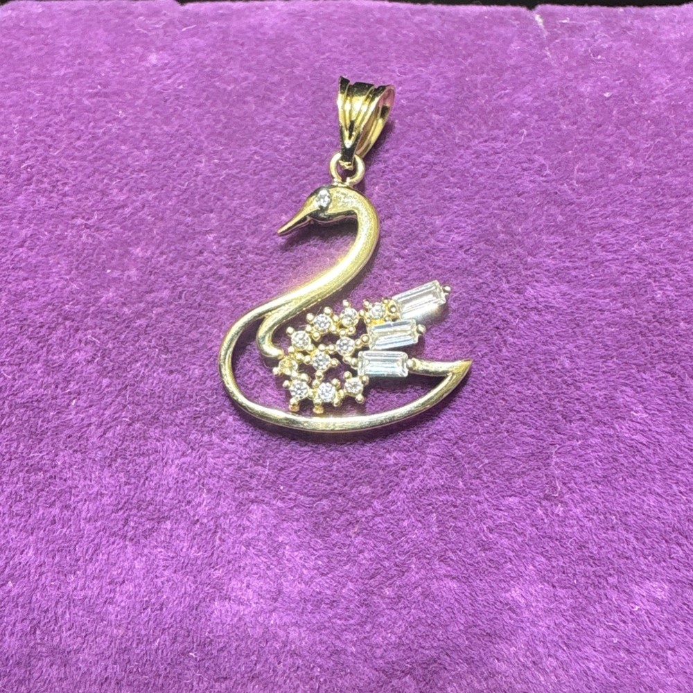 14 Ayar Altın Kolye Kuğu 1.36gr - Z00092