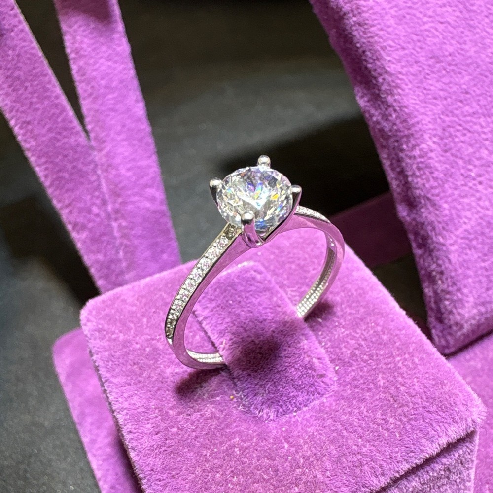 14 Ayar Altın Yüzük tek taş 1.60gr 15 Numara - Y01101