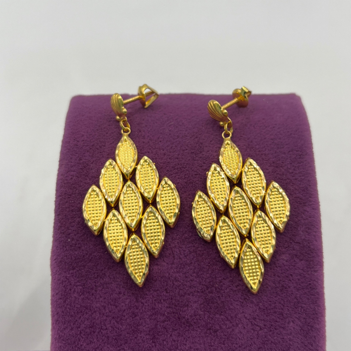 22 Ayar Altın Küpe baklava dilimi 4.13gr - K01127
