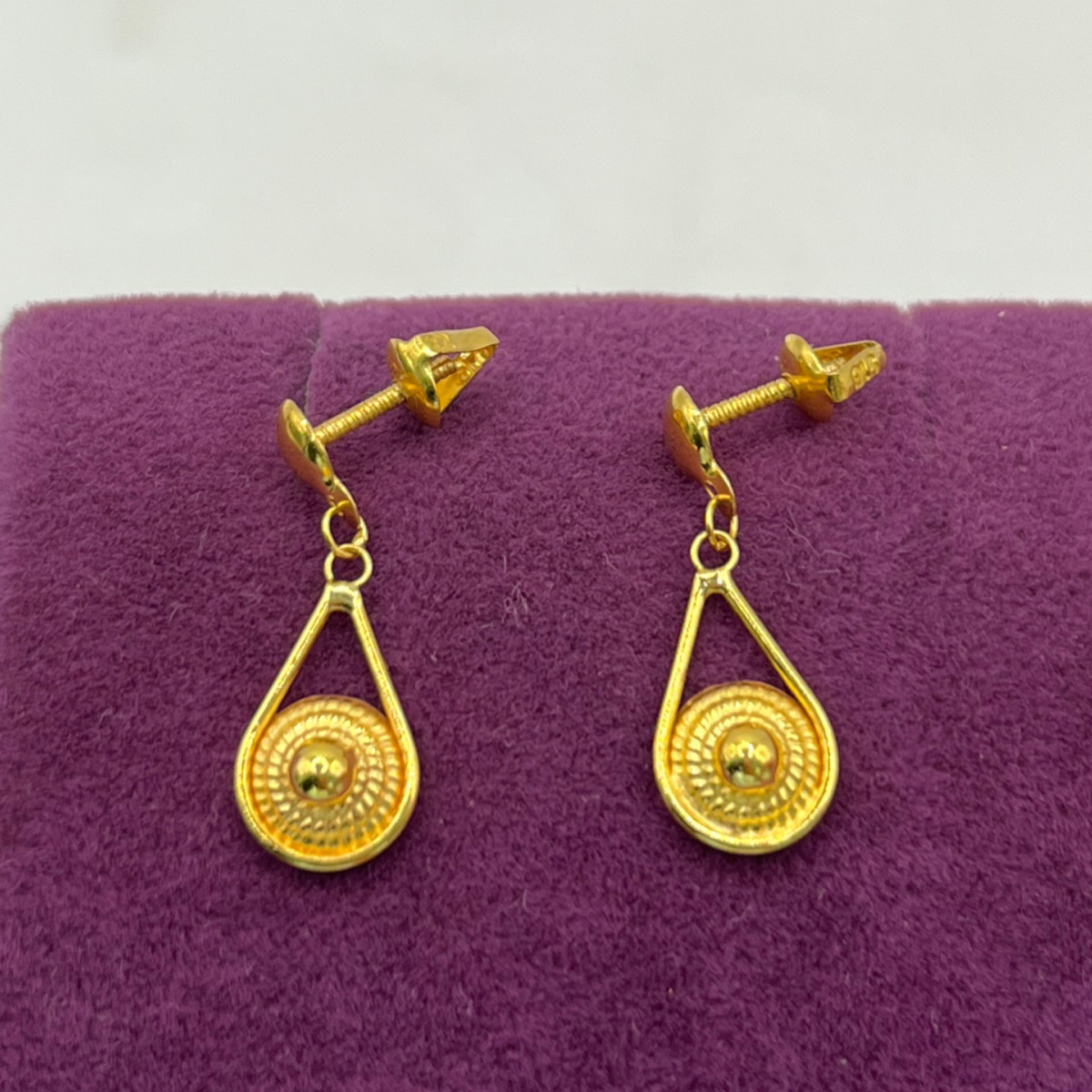 22 Ayar Altın Çocuk Küpesi yuvarlak kalemli 1.16gr - K01135