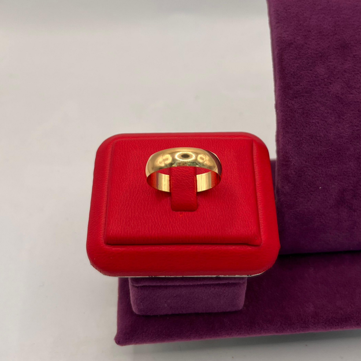22 Ayar Altın Yüzük Cilalı Düz 4.16gr 13 Numara - Y01268