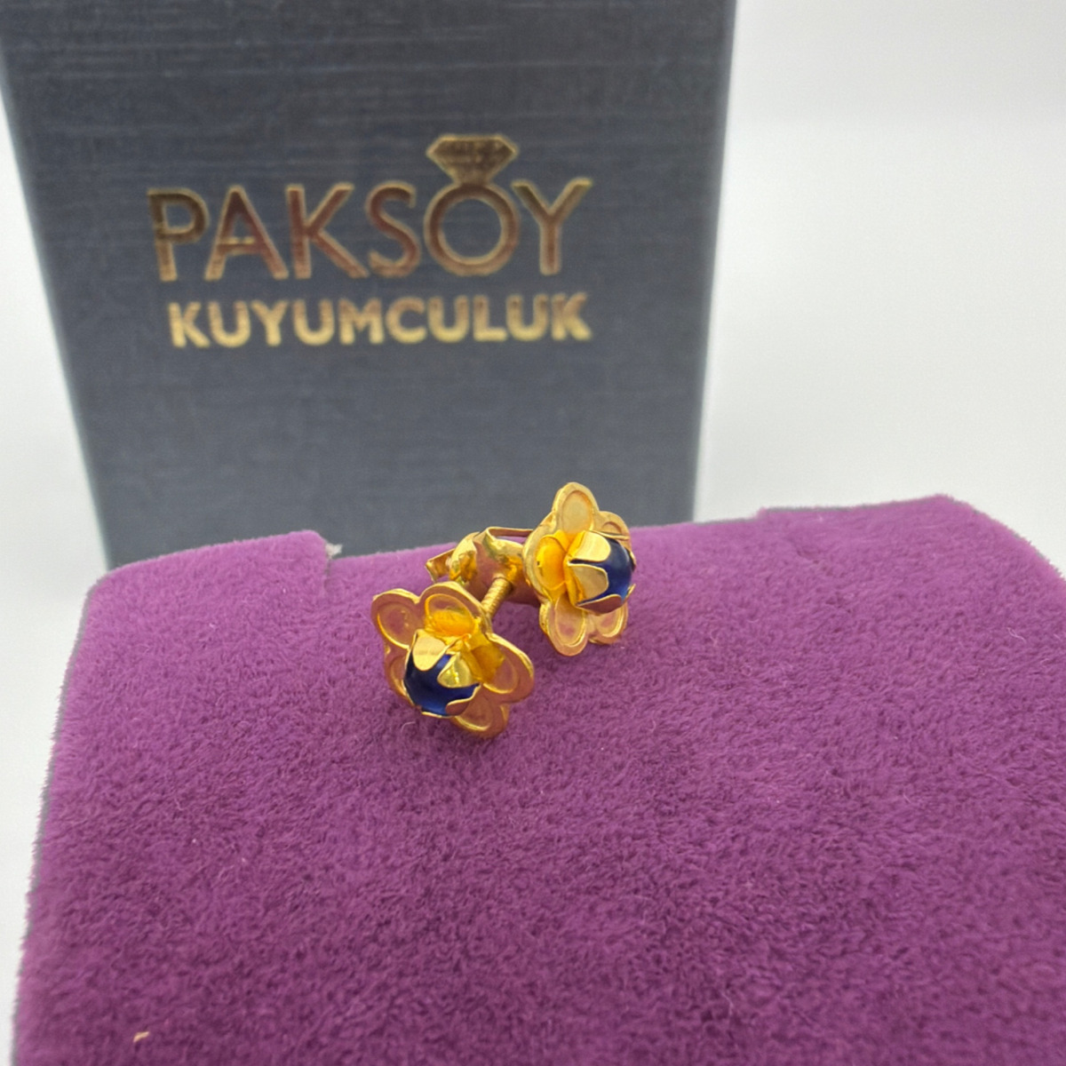 22 Ayar Altın Çocuk Küpesi Mavi Taşlı Çiçekli 1.09gr - K01166 - Fotoğraf 4