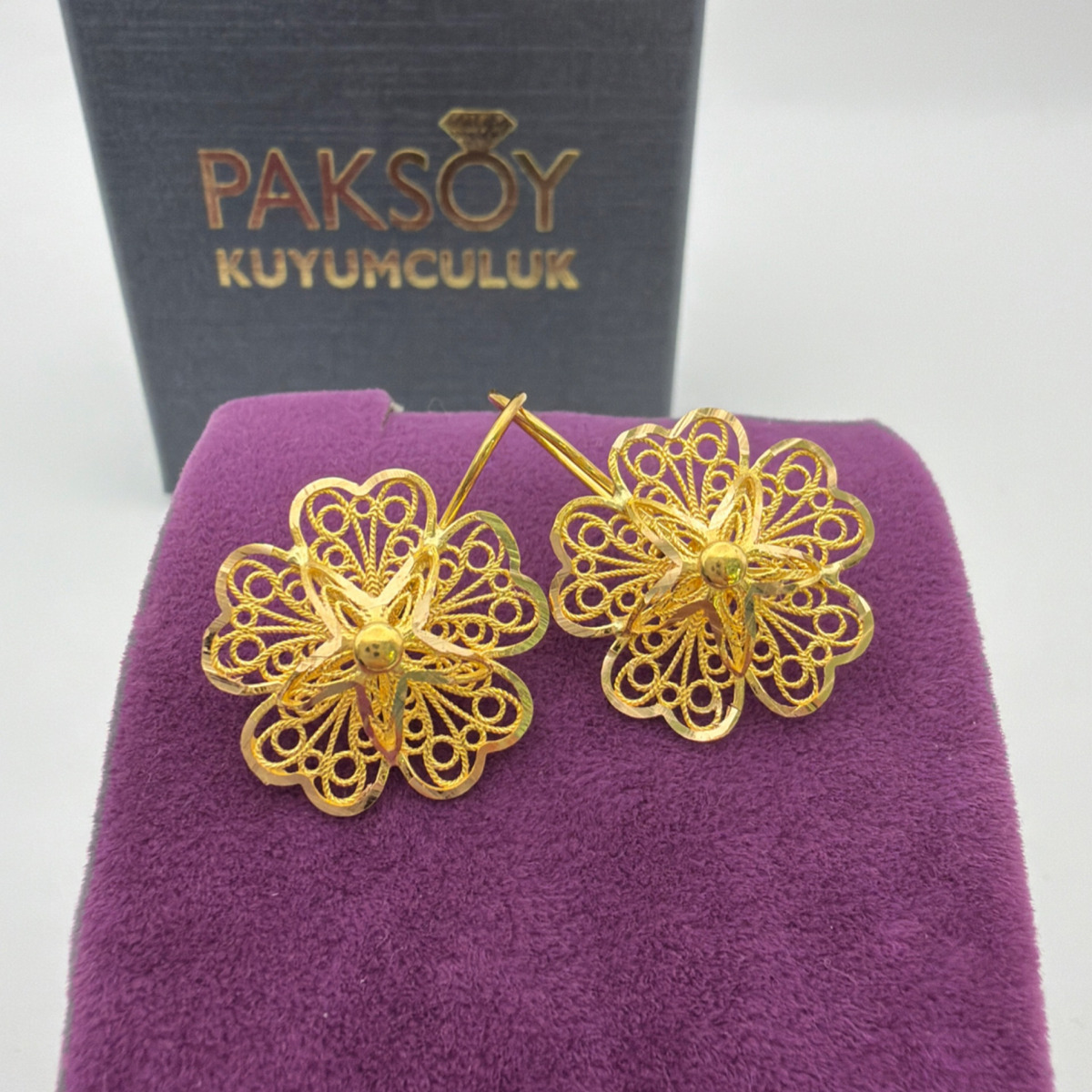 Gül Sallantılı Küpe 22 Ayar 4.21gr - K01175