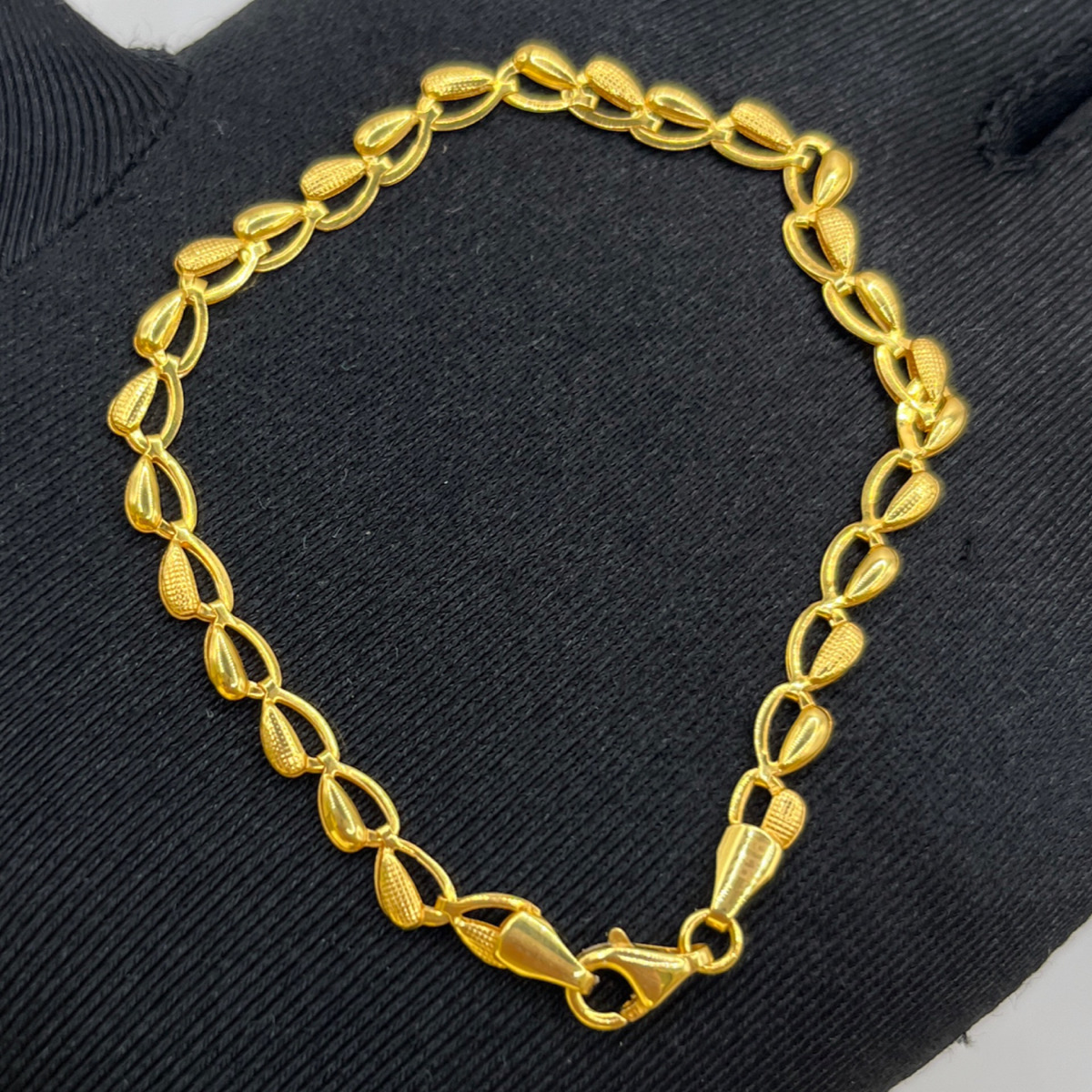 Badem Bileklik 22 Ayar 3.16gr 17 CM - F00182 - Fotoğraf 4