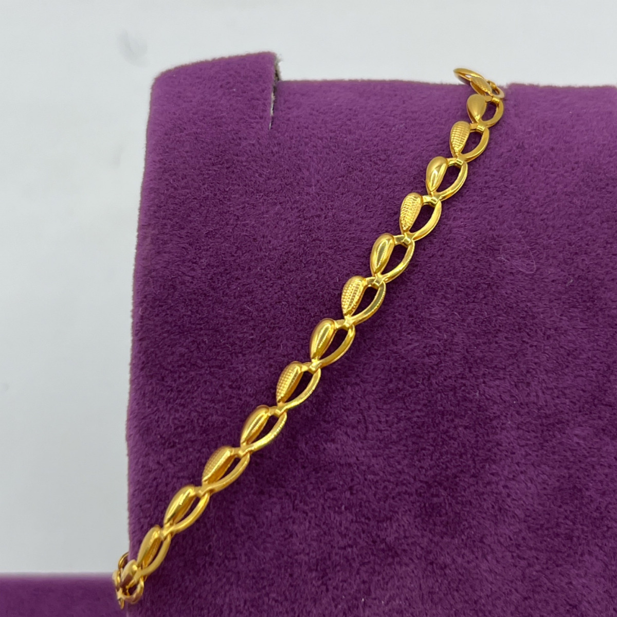 Badem Bileklik 22 Ayar 3.16gr 17 CM - F00182 - Fotoğraf 5