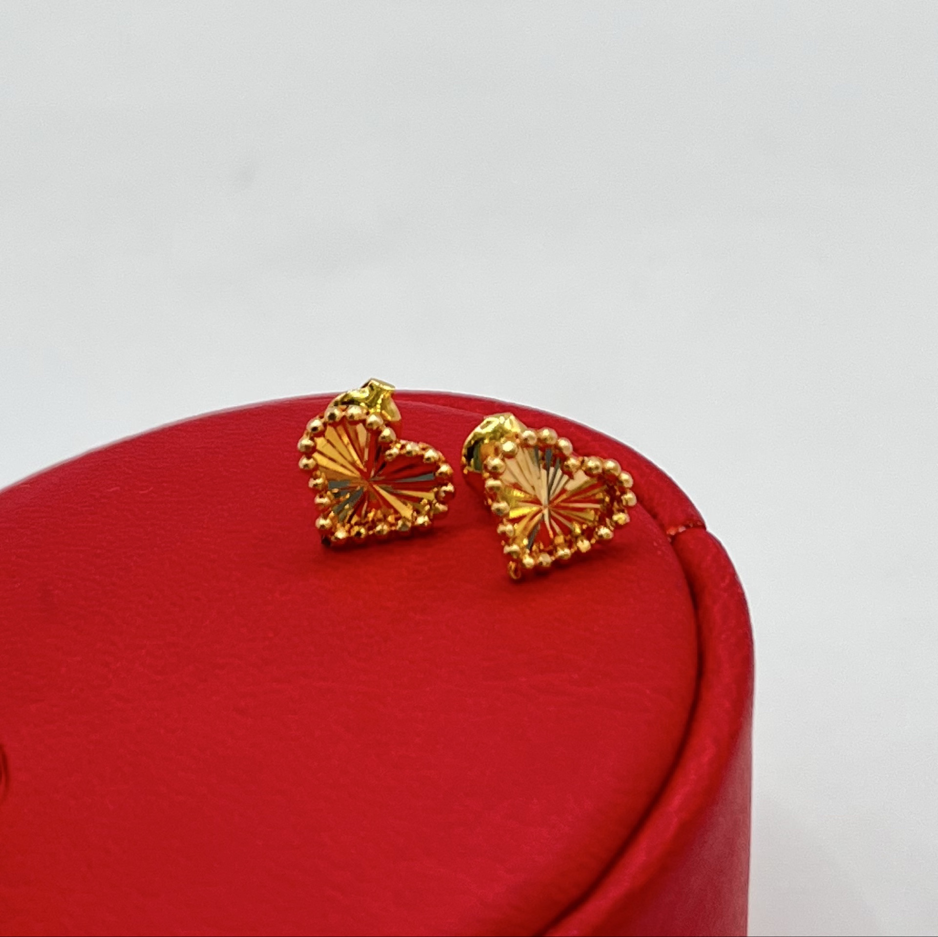 Kalpli Dorika Altın Küpesi 22 Ayar 0.94gr - K01263 - Fotoğraf 4