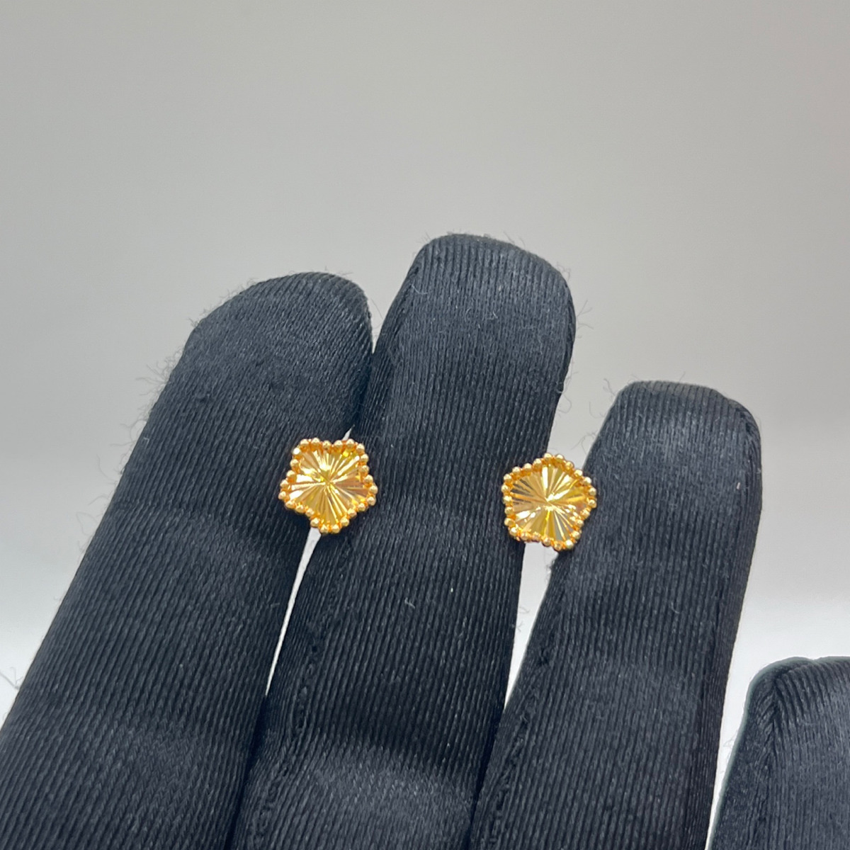 Yaldızlı Altın Küpesi 22 Ayar 1.02gr - K01269 - Fotoğraf 4