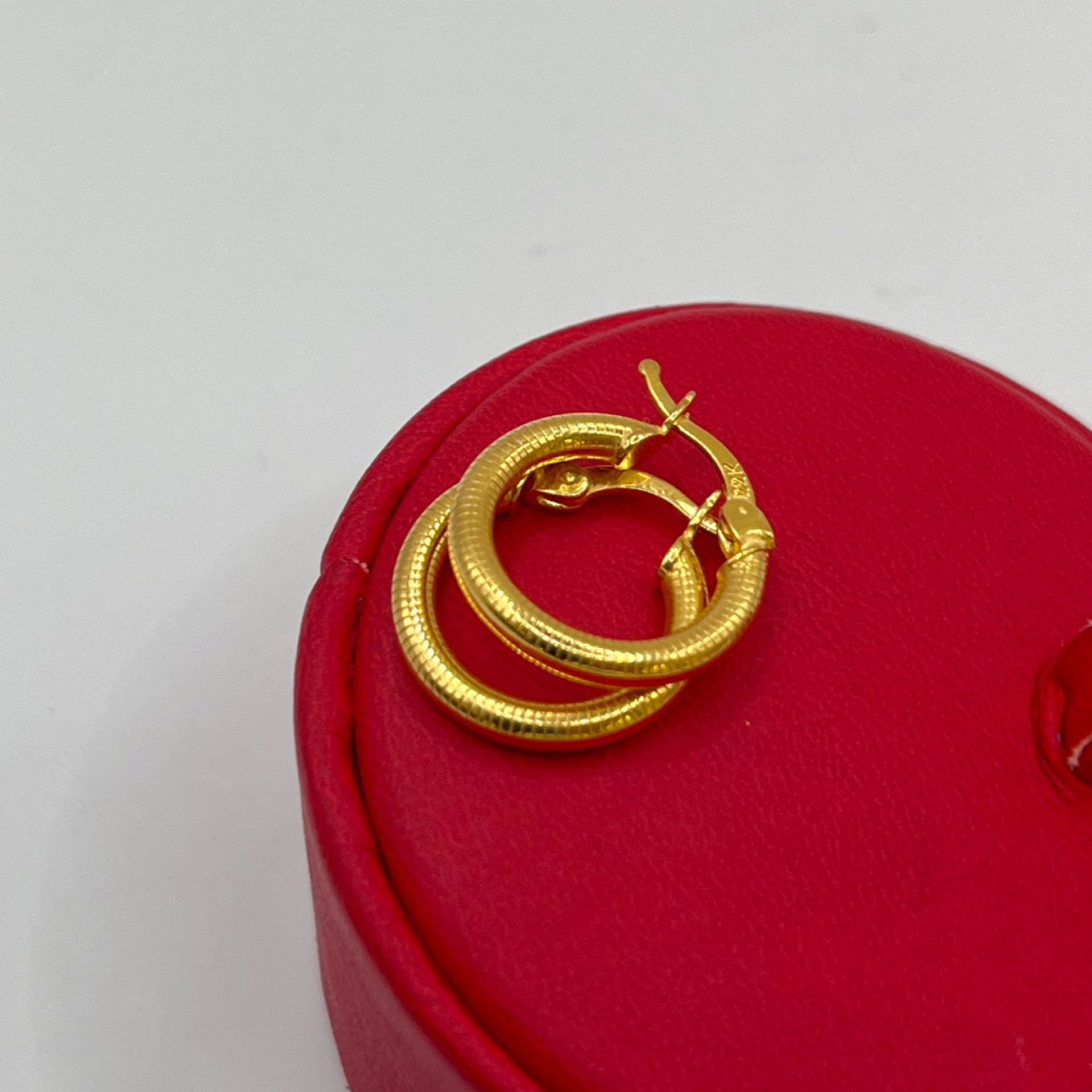 Zikzaklı Ajda Altın Küpe Halka 22 Ayar 2.71gr - K01292 - Fotoğraf 5