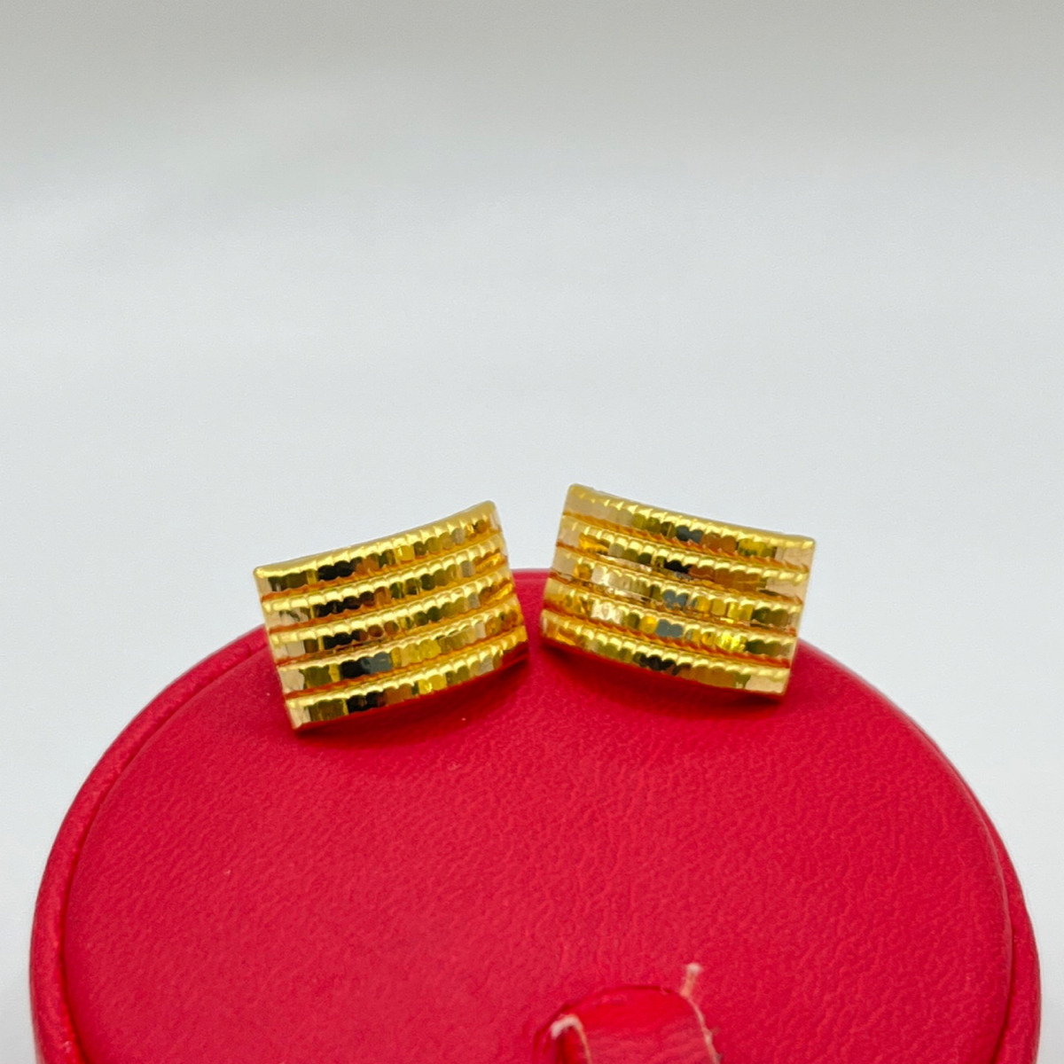 Kalemli Kaburga Tarzı Altın Küpe 22 Ayar 1.90gr - K01335 - Fotoğraf 5