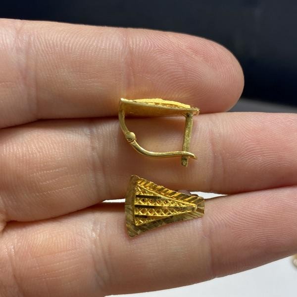 22 Ayar Altın Küpe 5.12gr Kadın - K000288