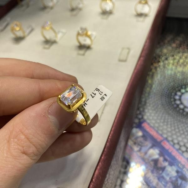 22 Ayar Altın Yüzük Taşlı Baget 5.17gr 17 Numara Kadın - T000105