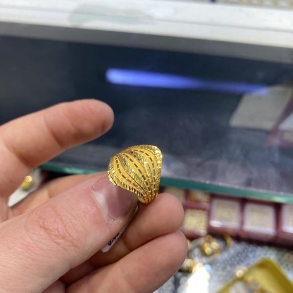 22 Ayar Altın Yüzük Döküm 3.82gr 17 Numara Kadın - Y000087