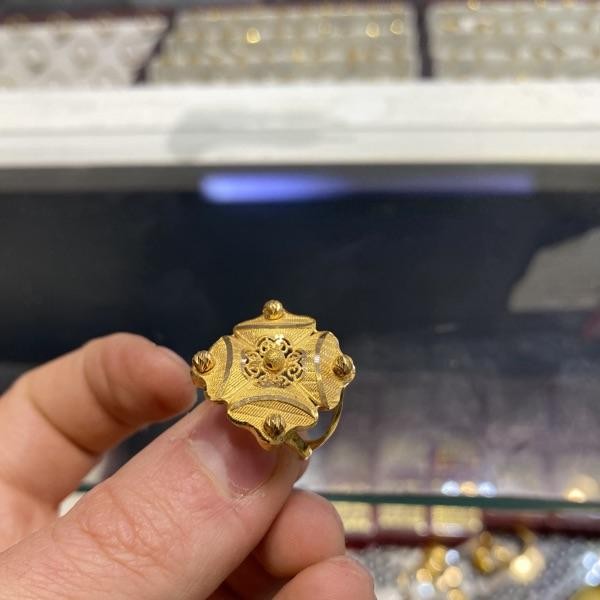 22 Ayar Altın Yüzük Döküm 5.95gr 17 Numara Kadın - Y000318
