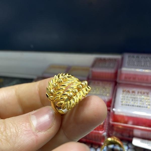 22 Ayar Altın Yüzük Kaburga Modern Tasarım 5.46gr 17 Numara Kadın - Y000809