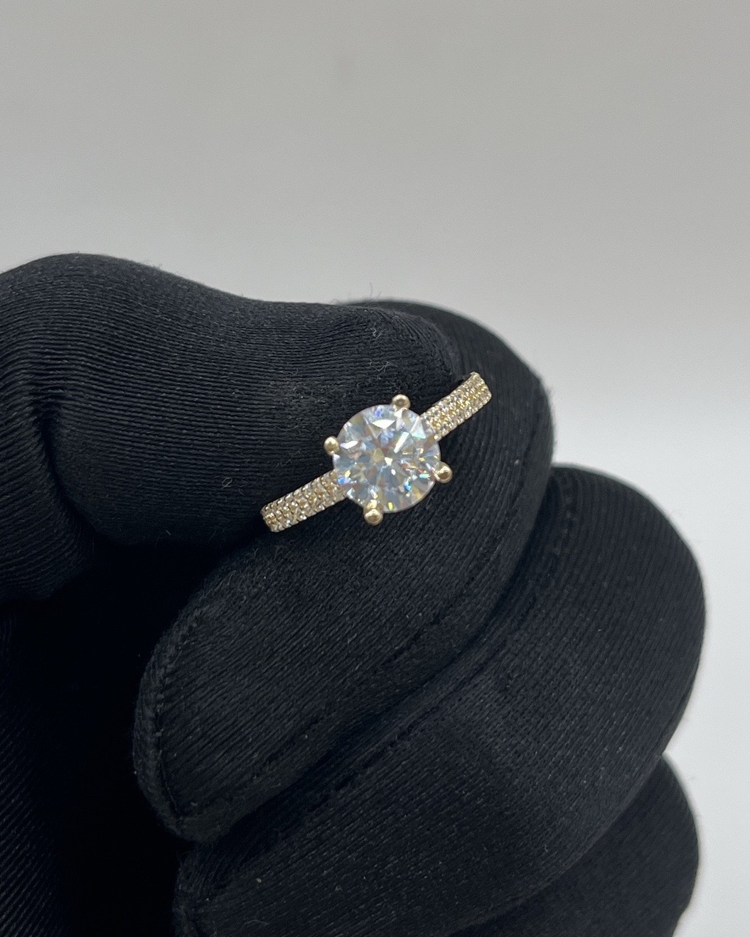 585 Yüzük 2,17 g