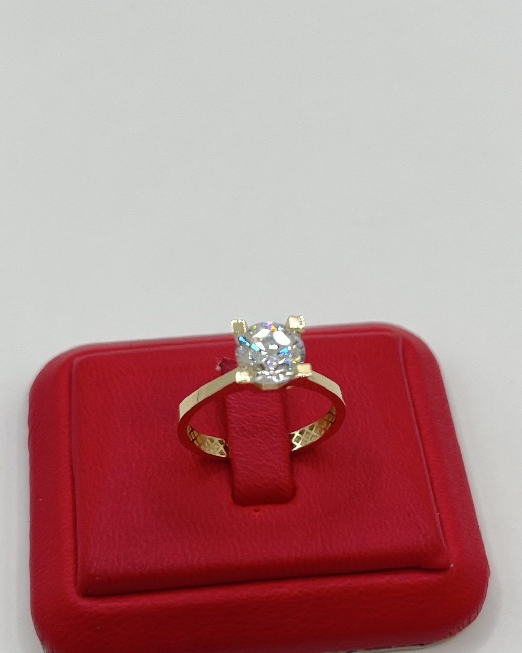 585 Yüzük 2,09 g