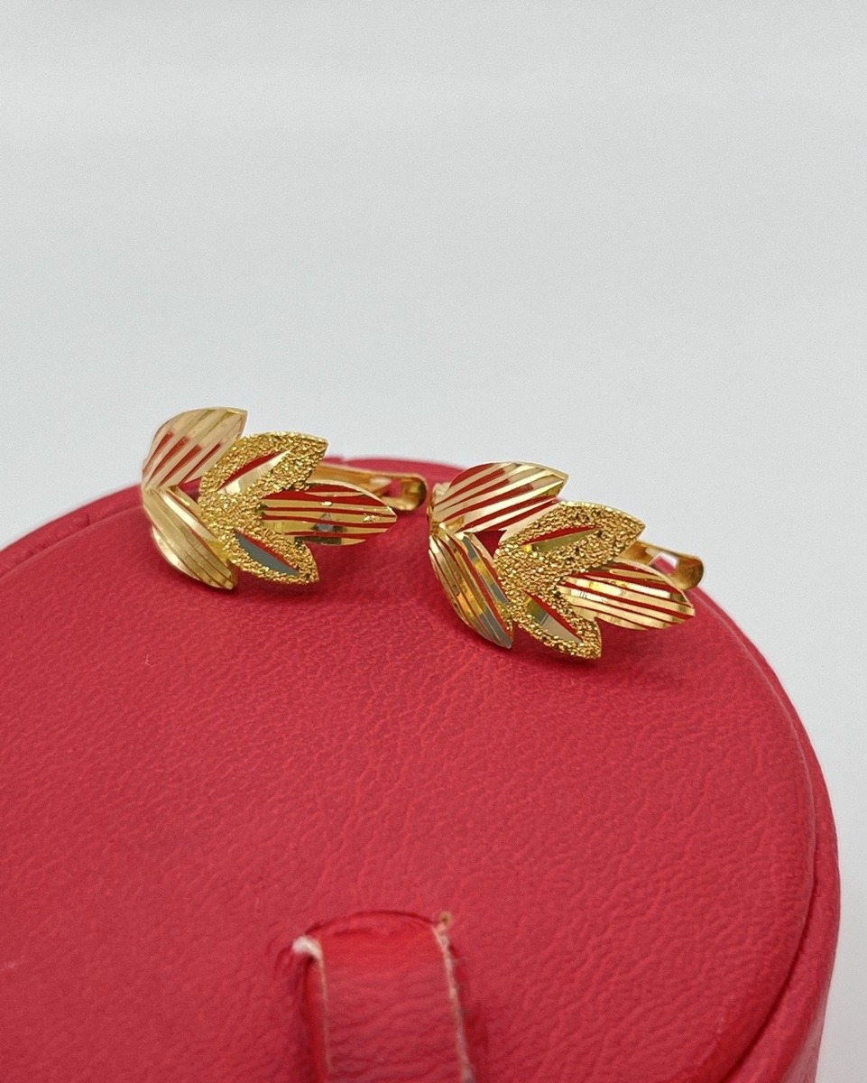 Başak Altın J Küpe 916 2,76 g KU00031